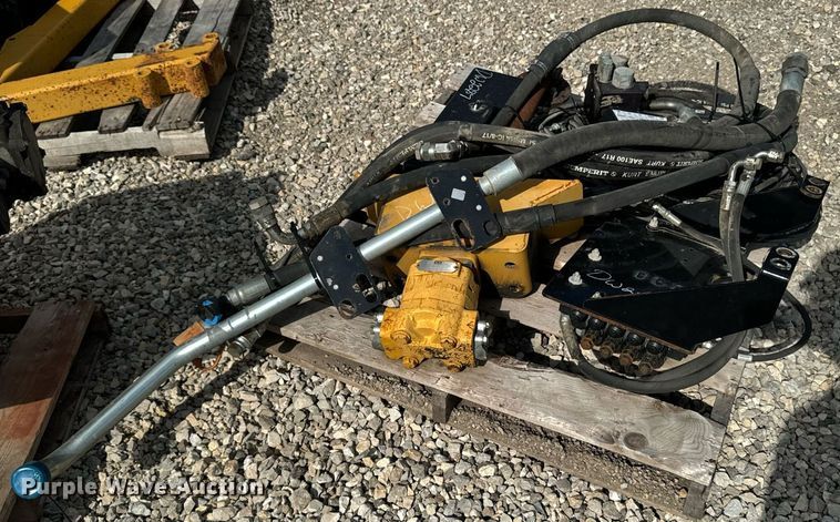 image for item DW2287 Tiger side boom rotary mower