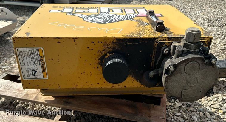 image for item DW2287 Tiger side boom rotary mower