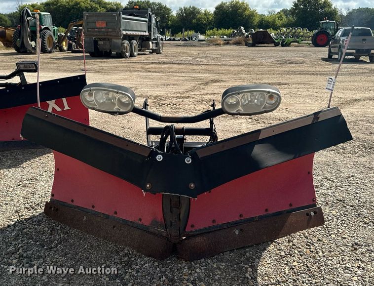 image for item DW2288 Boss Polly-V DXT snow plow