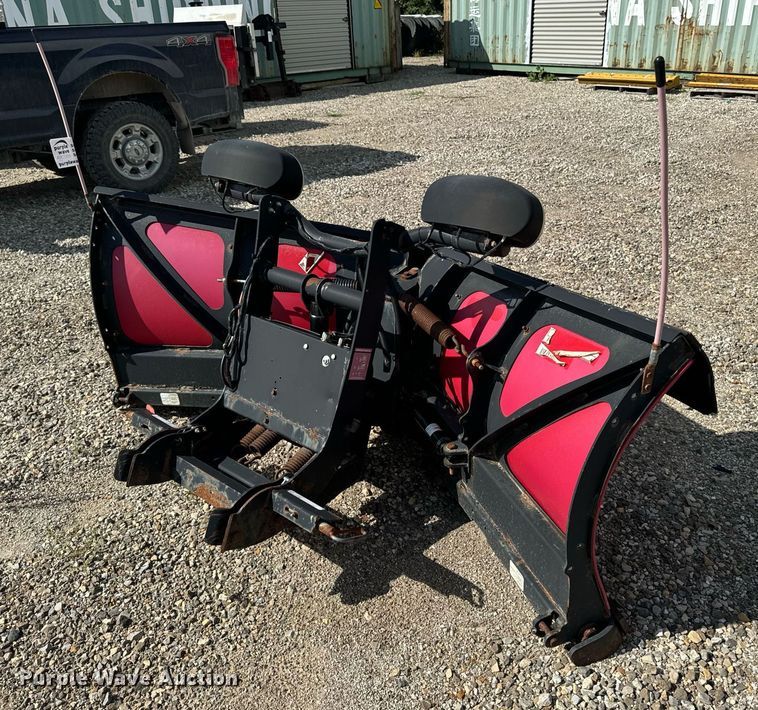 image for item DW2288 Boss Polly-V DXT snow plow