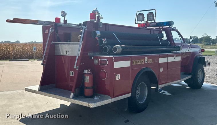 image for item DX1056 1976 Dodge W600 pumper fire truck