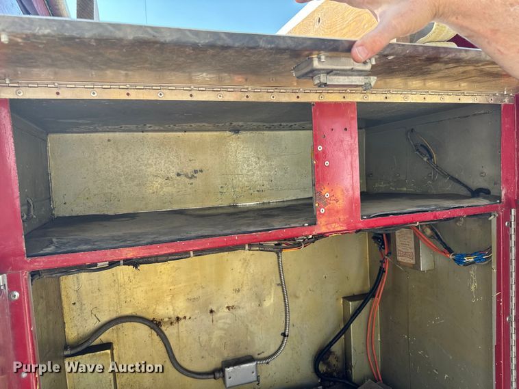 image for item DX1056 1976 Dodge W600 pumper fire truck