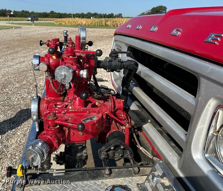 image for item DX1056 1976 Dodge W600 pumper fire truck