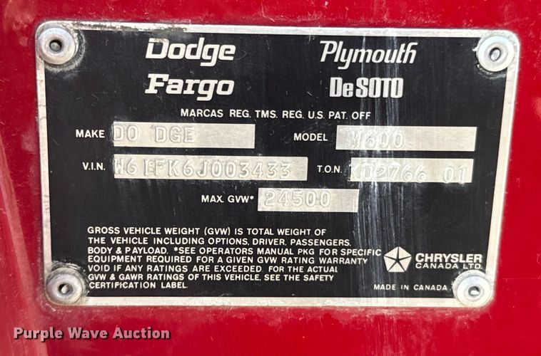 image for item DX1056 1976 Dodge W600 pumper fire truck