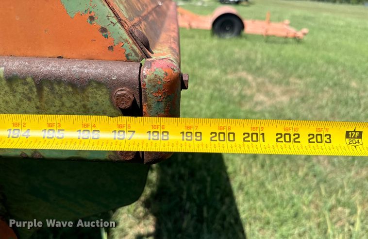 image for item DX1058 AVCO New Idea manure spreader