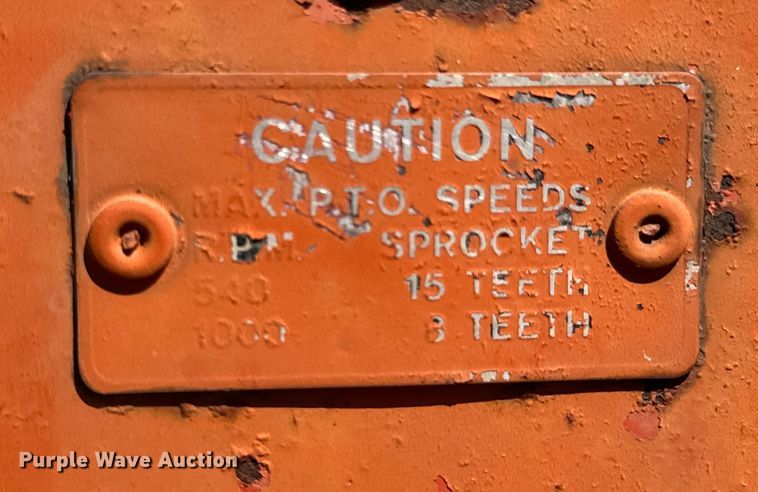 image for item DX1058 AVCO New Idea manure spreader