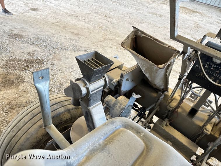 image for item DX1059 Shop built planter