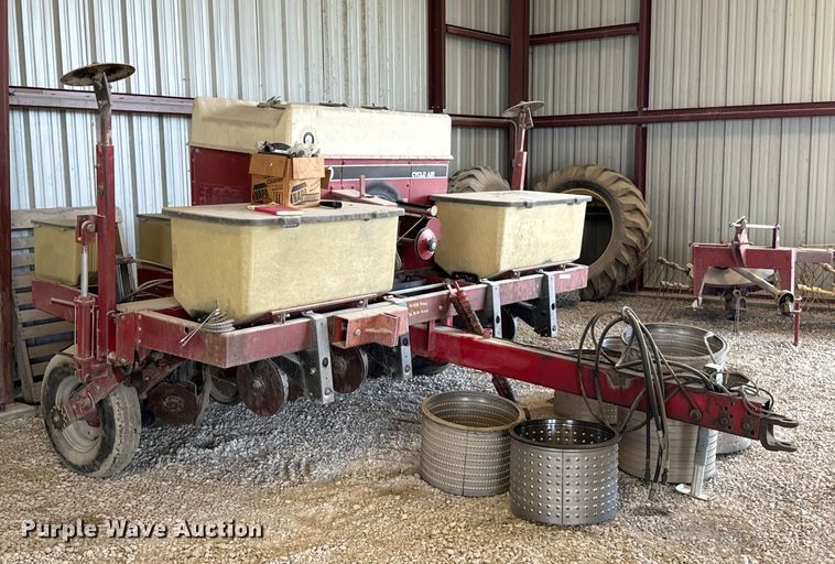 image for item DX1061 Case 900 planter