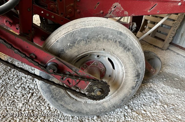 image for item DX1061 Case 900 planter