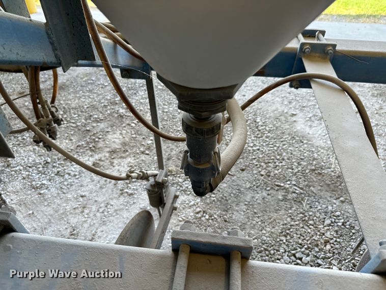 image for item DX1064 Shop built liquid fertilizer applicator