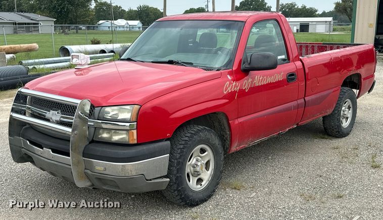 image for item DX1088 2003 Chevrolet Silverado 1500 pickup truck