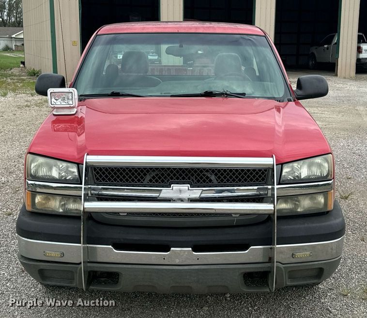 image for item DX1088 2003 Chevrolet Silverado 1500 pickup truck