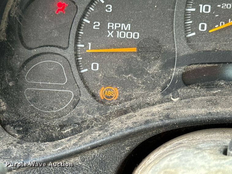 image for item DX1088 2003 Chevrolet Silverado 1500 pickup truck