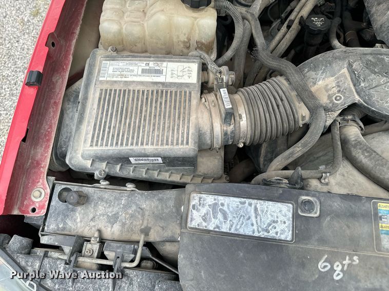 image for item DX1088 2003 Chevrolet Silverado 1500 pickup truck