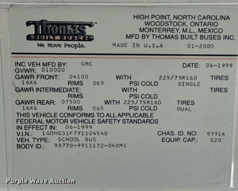 image for item DX1090 2001 Thomas school bus