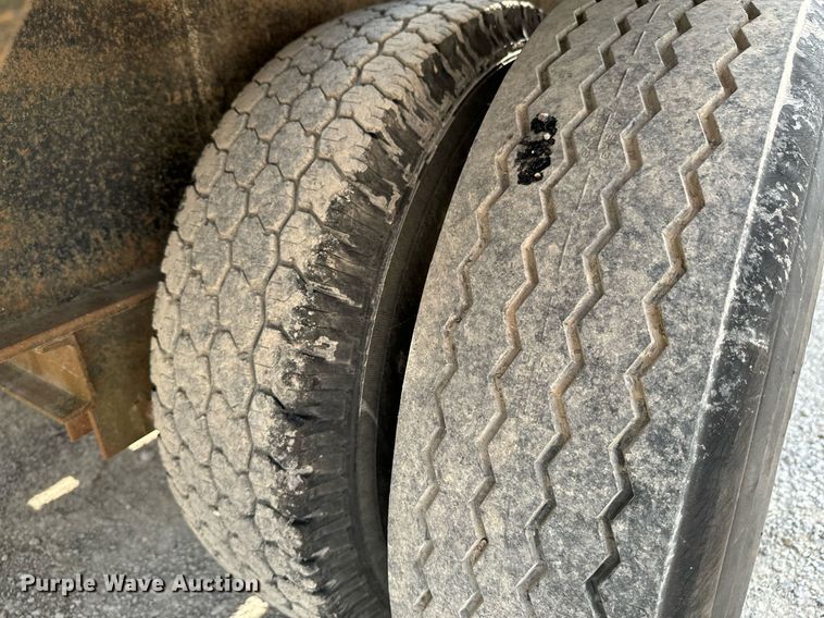 image for item DX1115 1996 Coose Trailer Mfg. equipment trailer