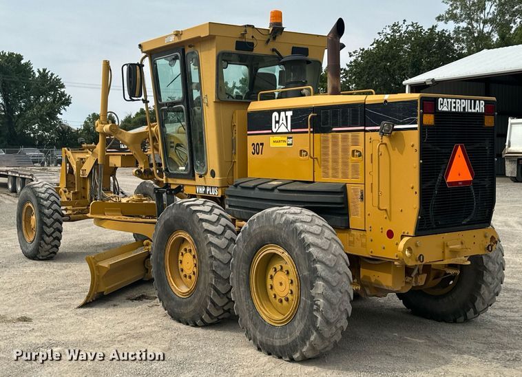 image for item DX1116 2007 Caterpillar 12H motor grader