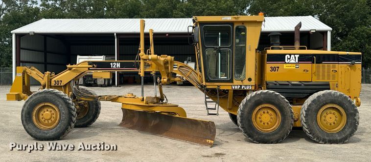 image for item DX1116 2007 Caterpillar 12H motor grader