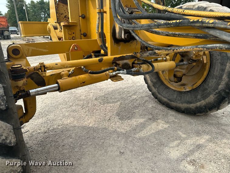 image for item DX1116 2007 Caterpillar 12H motor grader