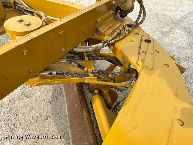 image for item DX1116 2007 Caterpillar 12H motor grader