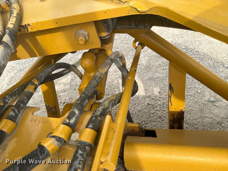 image for item DX1116 2007 Caterpillar 12H motor grader