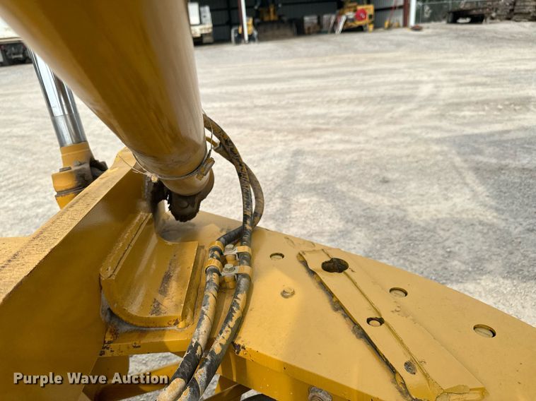 image for item DX1116 2007 Caterpillar 12H motor grader