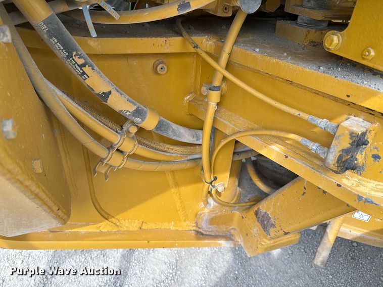 image for item DX1116 2007 Caterpillar 12H motor grader