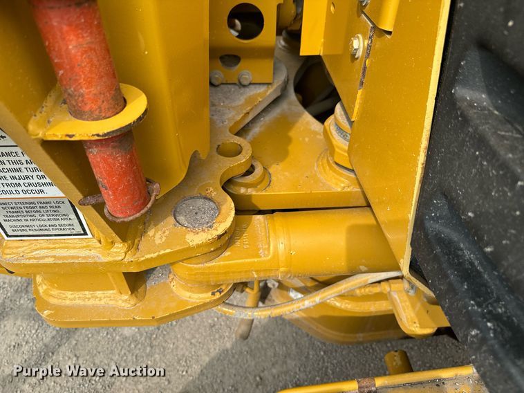 image for item DX1116 2007 Caterpillar 12H motor grader