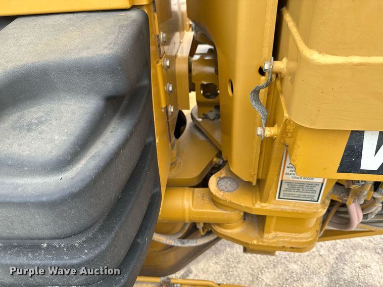 image for item DX1116 2007 Caterpillar 12H motor grader