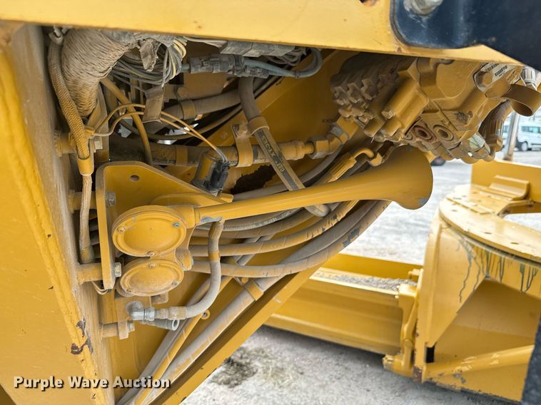image for item DX1116 2007 Caterpillar 12H motor grader
