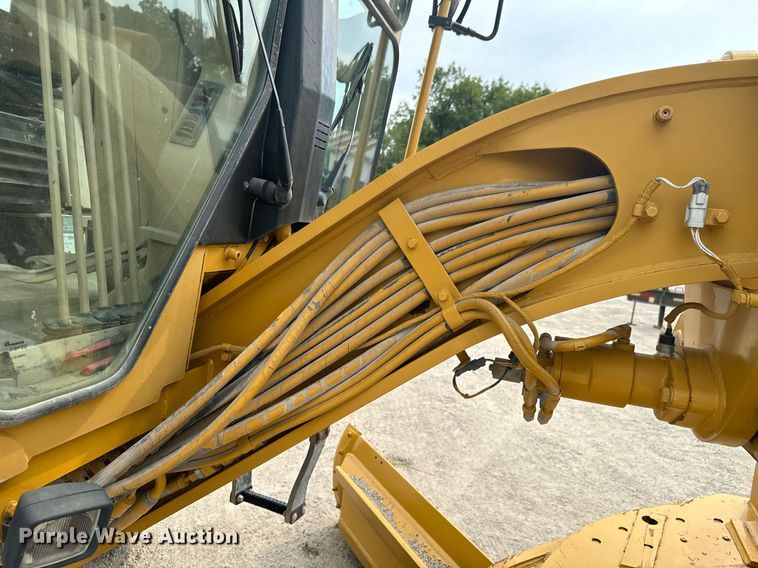 image for item DX1116 2007 Caterpillar 12H motor grader
