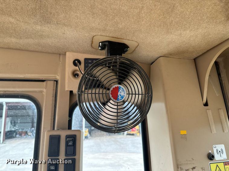 image for item DX1116 2007 Caterpillar 12H motor grader