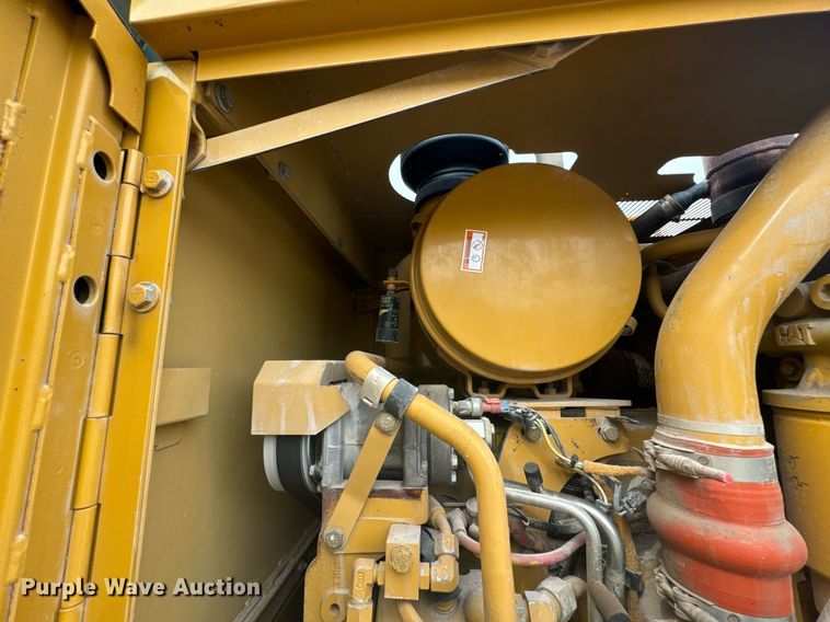 image for item DX1116 2007 Caterpillar 12H motor grader