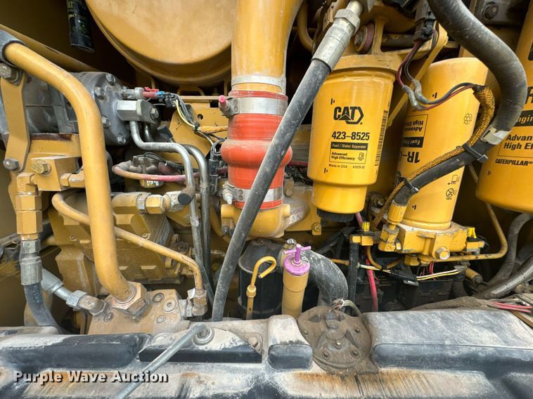 image for item DX1116 2007 Caterpillar 12H motor grader