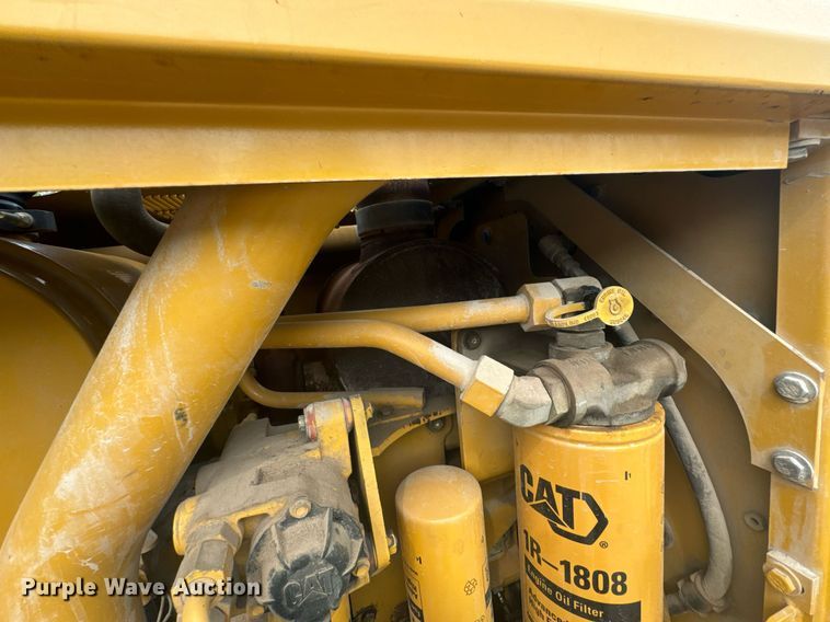 image for item DX1116 2007 Caterpillar 12H motor grader