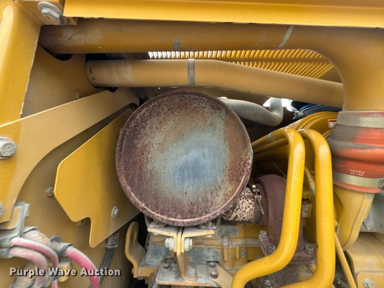 image for item DX1116 2007 Caterpillar 12H motor grader