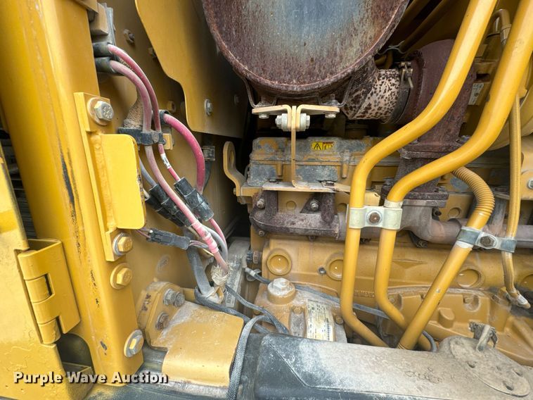 image for item DX1116 2007 Caterpillar 12H motor grader