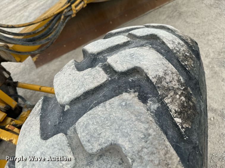 image for item DX1116 2007 Caterpillar 12H motor grader