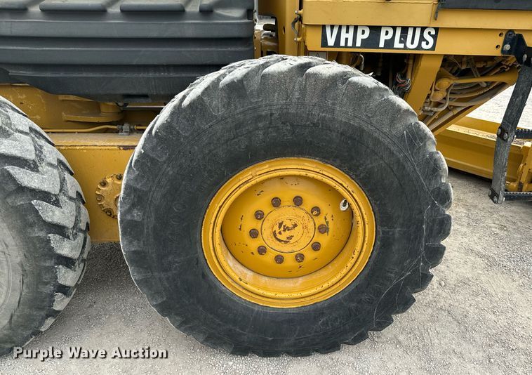 image for item DX1116 2007 Caterpillar 12H motor grader