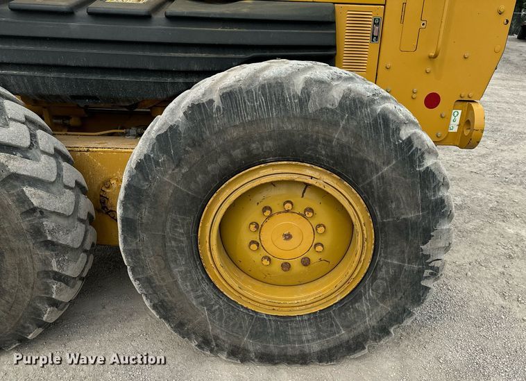 image for item DX1116 2007 Caterpillar 12H motor grader