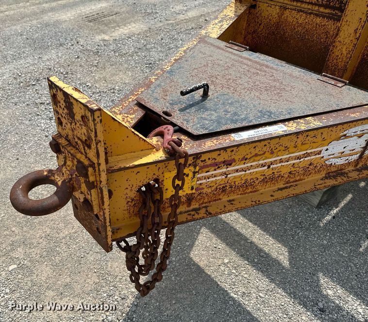 image for item DX1118 1988 CZ Engineering CZ18KT equipment trailer