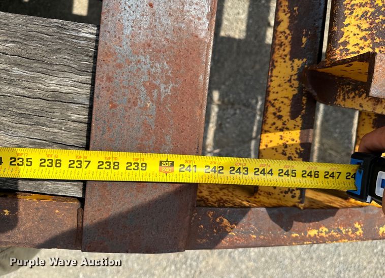 image for item DX1118 1988 CZ Engineering CZ18KT equipment trailer