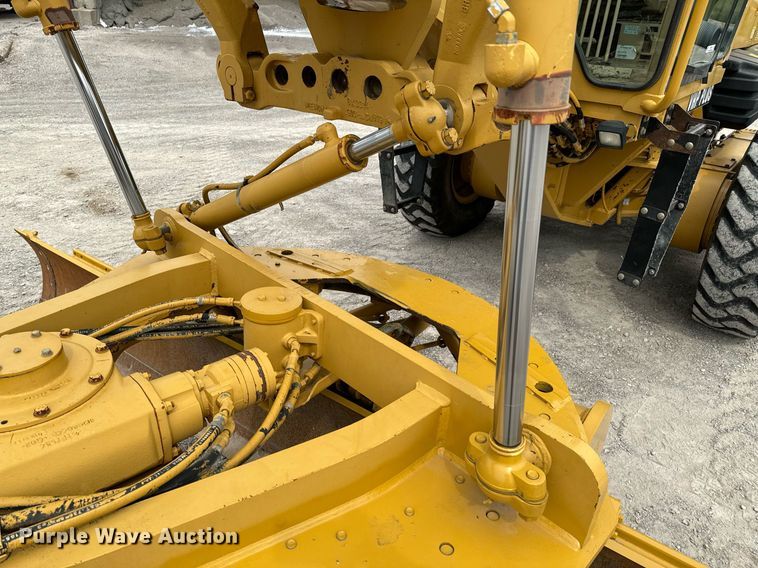 image for item DX1119 2006 Caterpillar 12H motor grader