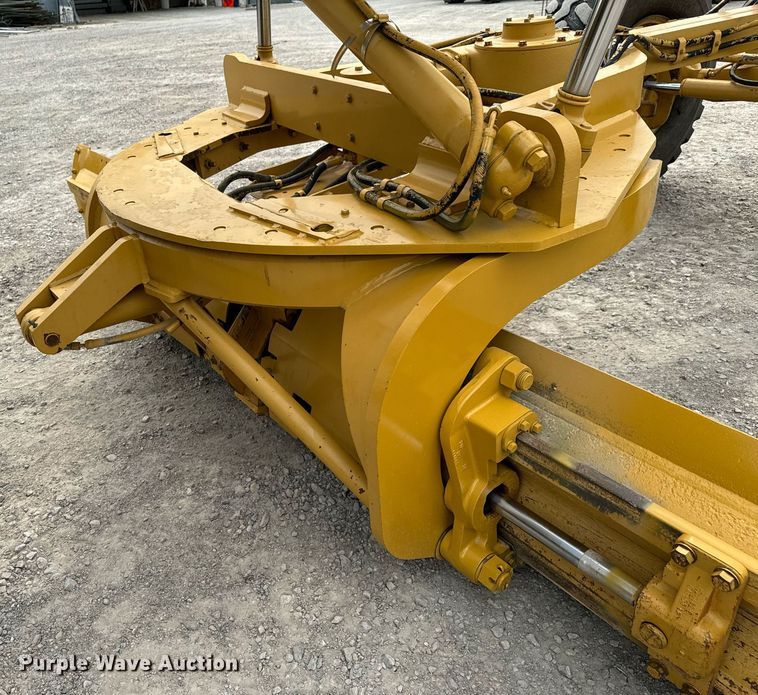 image for item DX1119 2006 Caterpillar 12H motor grader