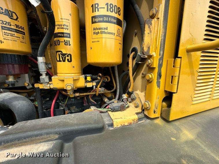 image for item DX1119 2006 Caterpillar 12H motor grader