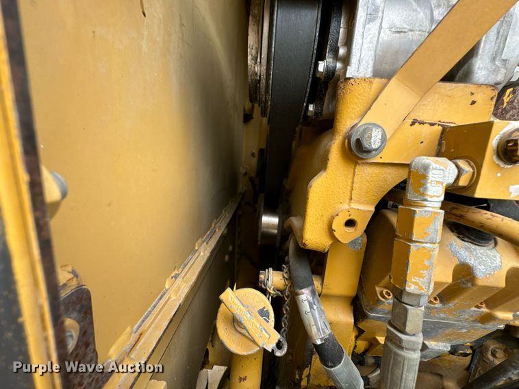 image for item DX1119 2006 Caterpillar 12H motor grader