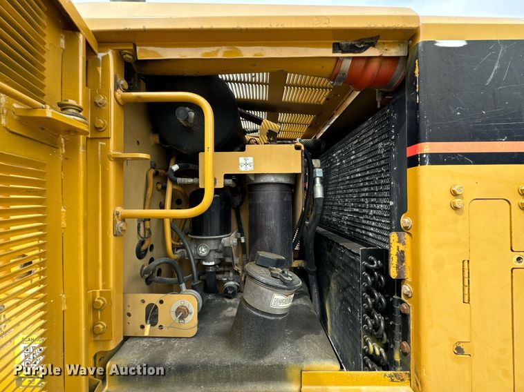 image for item DX1119 2006 Caterpillar 12H motor grader