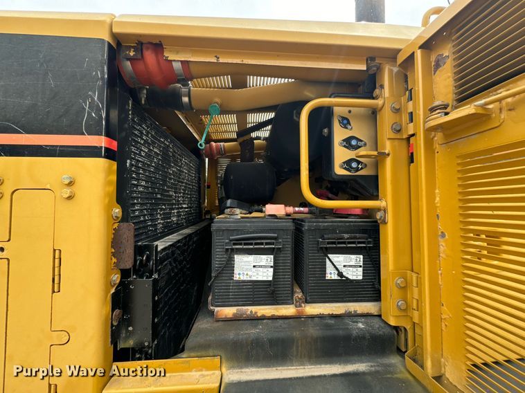 image for item DX1119 2006 Caterpillar 12H motor grader