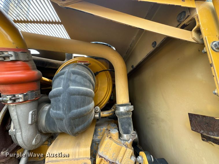 image for item DX1119 2006 Caterpillar 12H motor grader