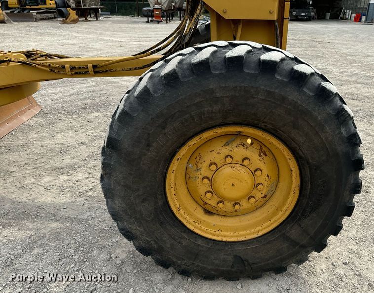 image for item DX1119 2006 Caterpillar 12H motor grader